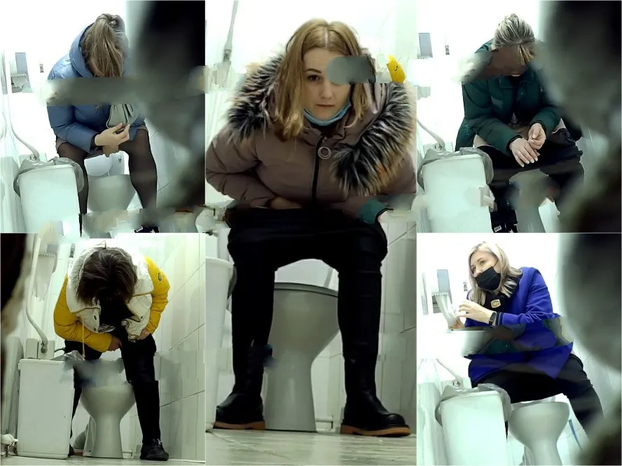 Shopping Center Toilet 24