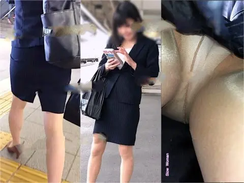 禁断のパンチラ第3弾☆紺スーツミニスカOLさん!伝線パンストに大興奮^ ^