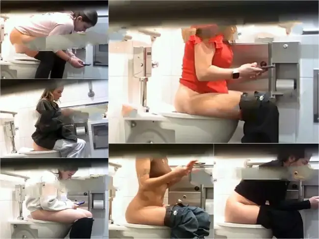 Hot Girls In Student Toilet 9