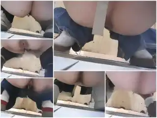Spy Today 公衆トイレの裏では、たくさんの女神たちがあなたの顔に向かって両方の穴を開けてトイレを使用する様子が撮影されていました。