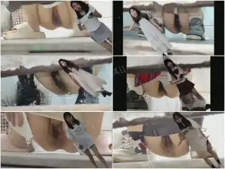 Girls on the Toilet 新たに流出した映像❤️ トイレ撮影の達人が、ネットセレブのライブストリーミング配信サイトに潜入し、トイレ…
