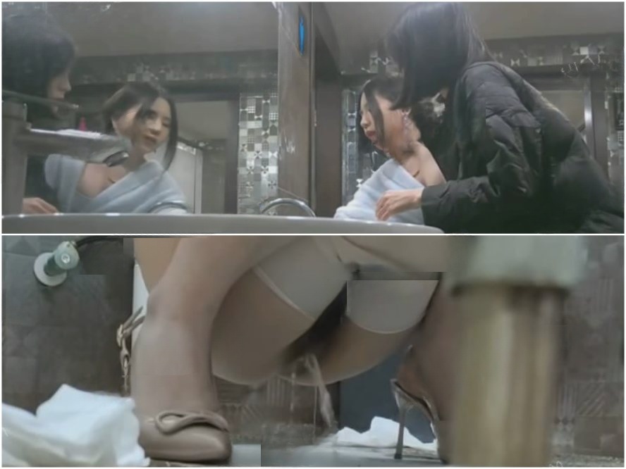 Spy Today マスターフォトグラファーによる新作、ナイトクラブの女性用トイレでこっそり撮影❤️ 薄い青色のドレスとハイヒールを履いた物質主…